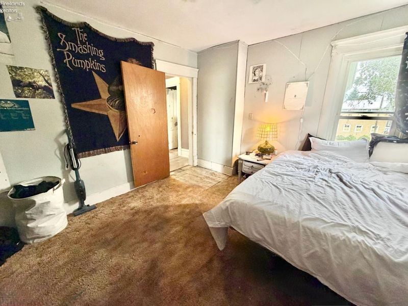 225 Broad Street, Bellevue, OH 44811 Photo 32