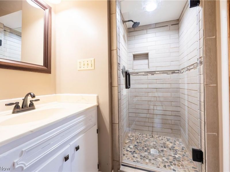 2912 Edelweiss Drive NW, Sugarcreek, OH 44681 Photo 14