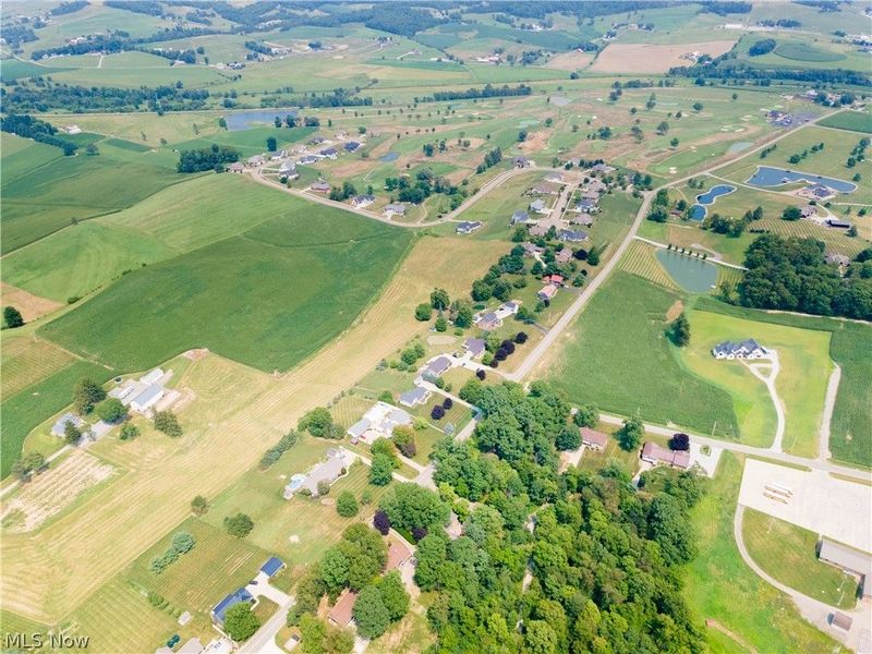 2912 Edelweiss Drive NW, Sugarcreek, OH 44681 Photo 42