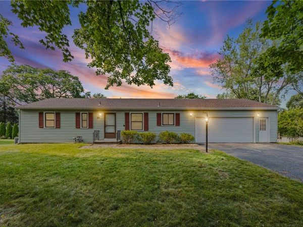 30 Gate House , Henrietta, NY 14467