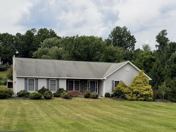 44 BEAVER VALLEY COURT , BIRDSBORO, PA 19508