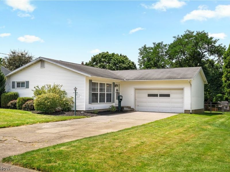317 S Rockhill Avenue , Alliance, OH 44601 Photo 2