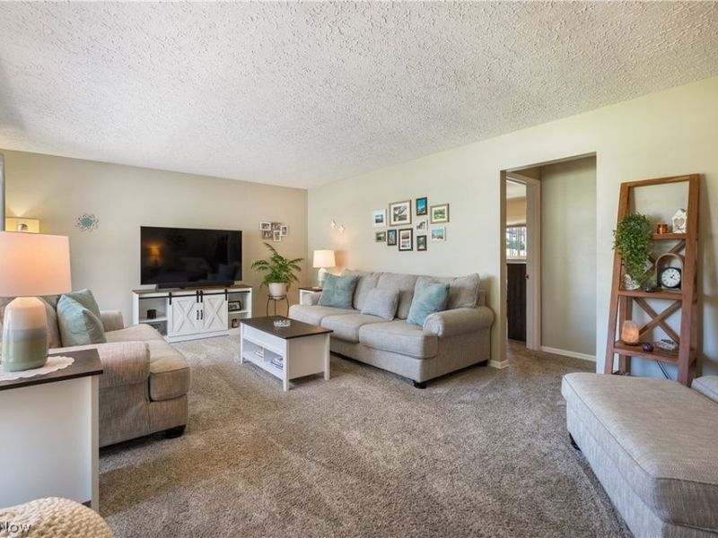 317 S Rockhill Avenue , Alliance, OH 44601 Photo 24