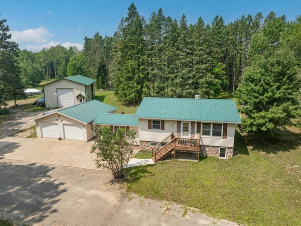 28249 Lost Lake Drive, Grand Rapids, MN 55744
