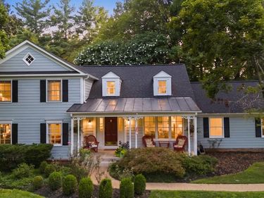 210 FALCON RIDGE ROAD, GREAT FALLS, VA 22066