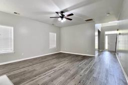 523 Whitewater Drive photo 4