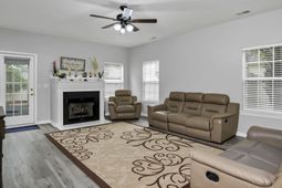 523 Whitewater Drive  photo 4