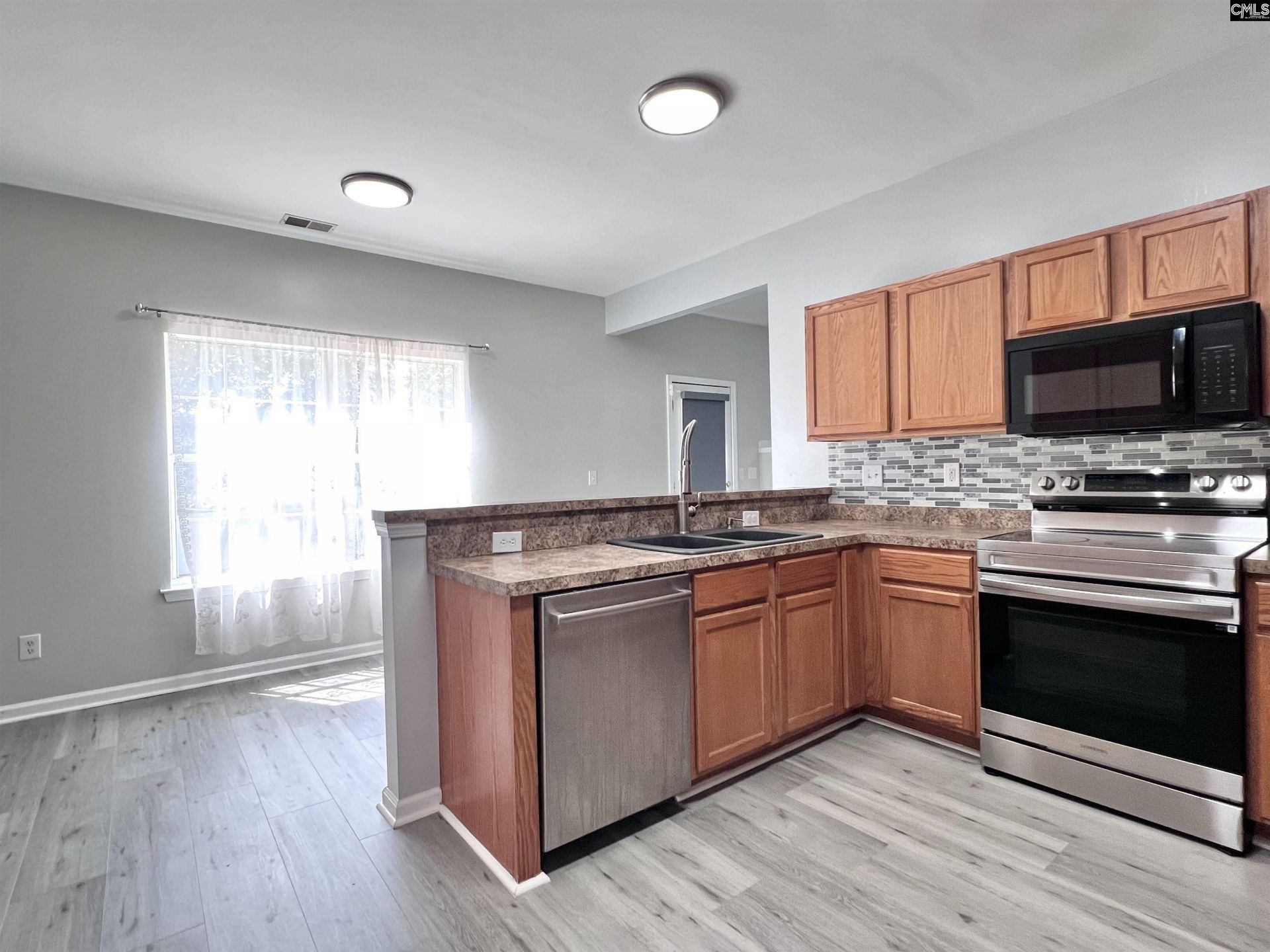 523 Whitewater Drive Photo 8
