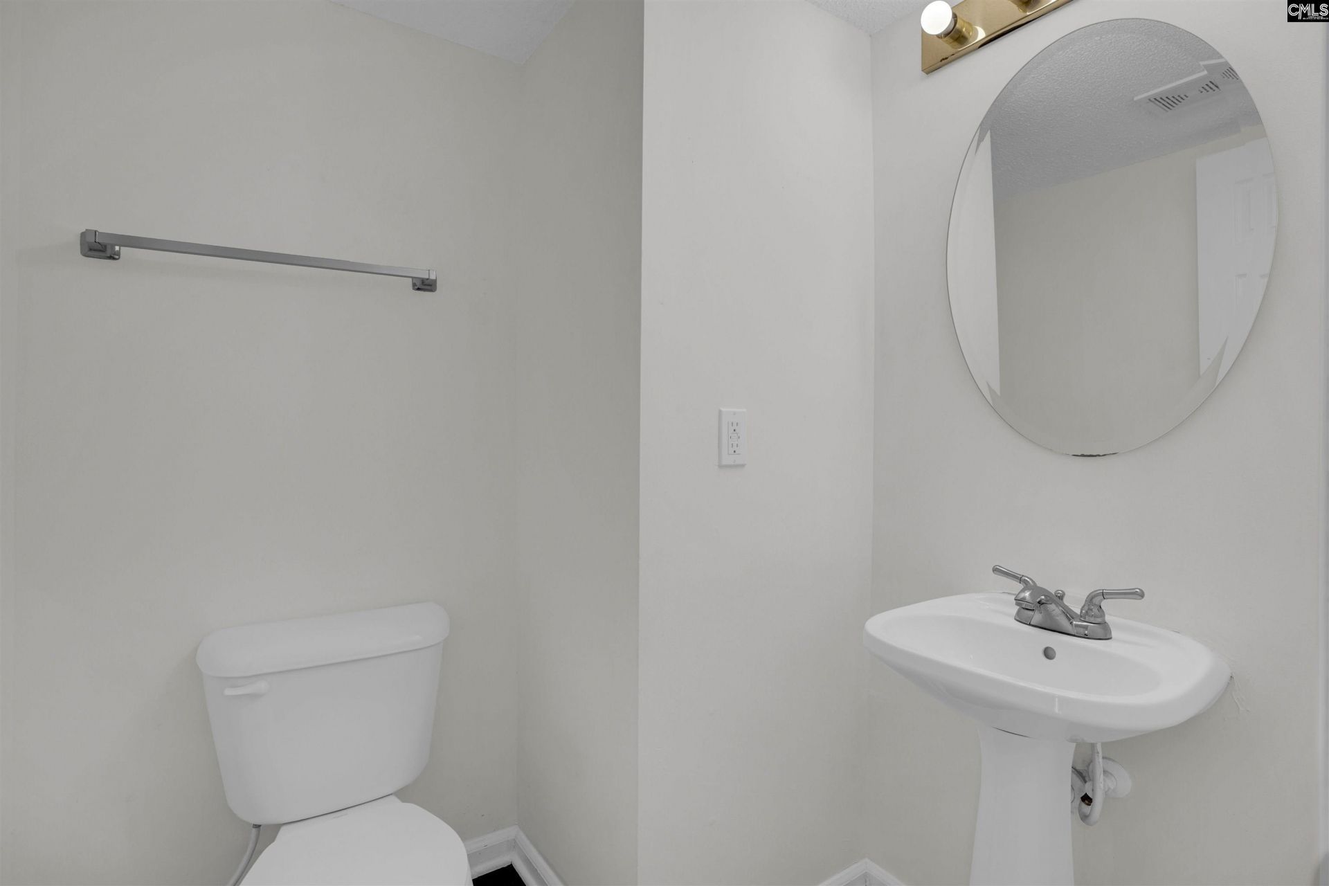 205 Drayden Court  Photo 12