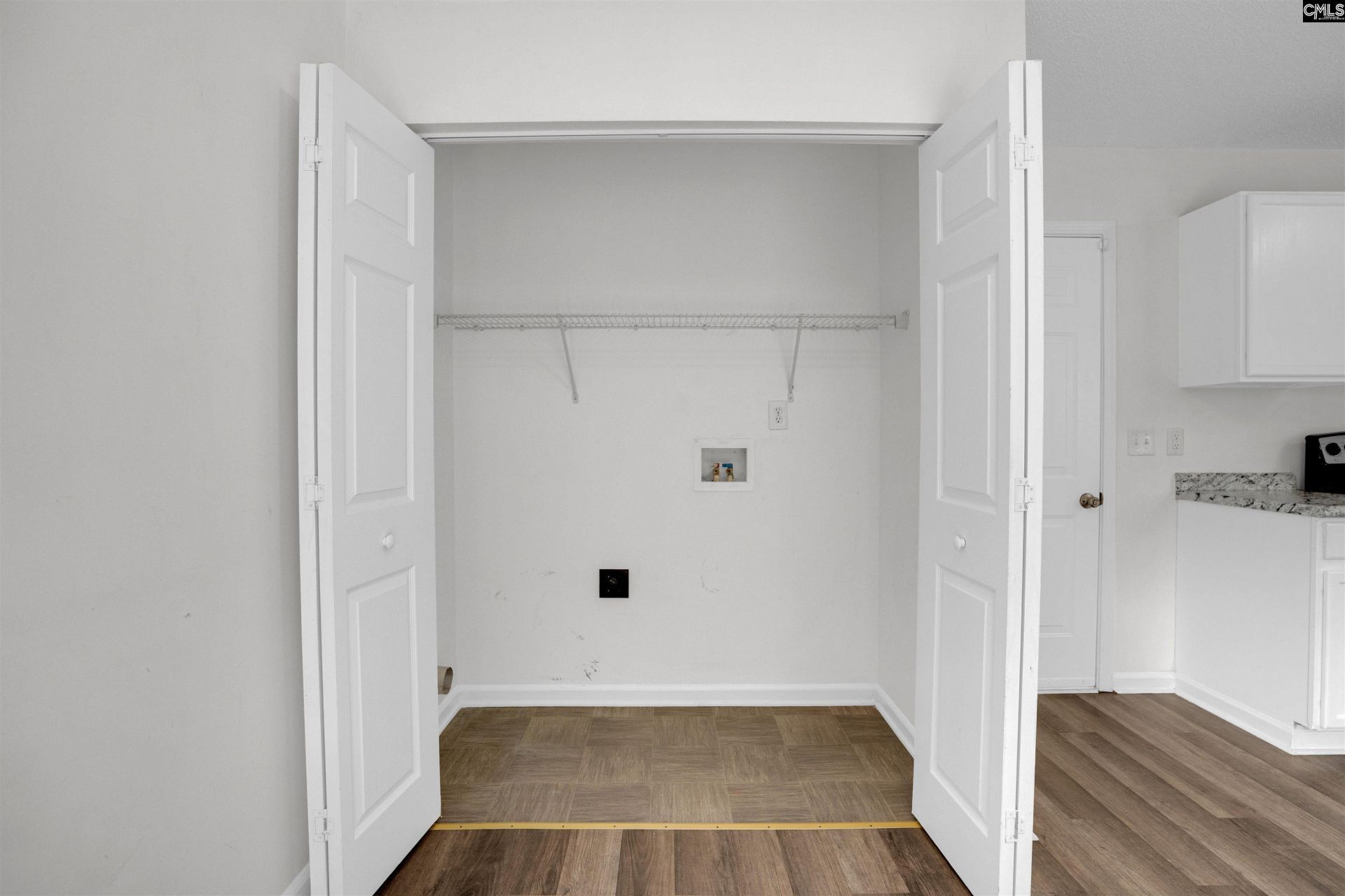 205 Drayden Court  Photo 20