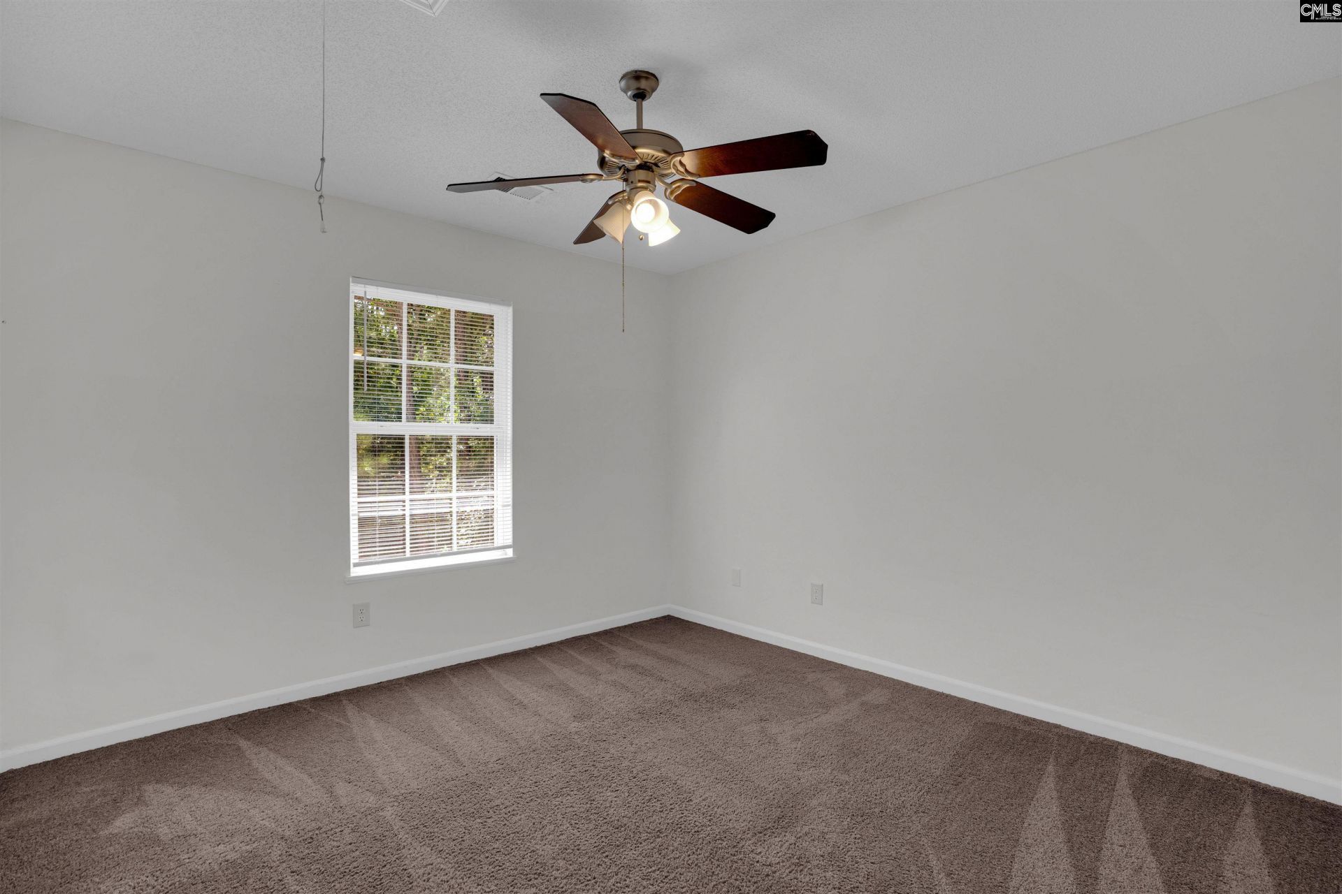 205 Drayden Court  Photo 27
