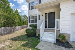 205 Drayden Court  photo 4