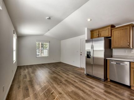 2030 E Street, Unit 31, South Lake Tahoe, CA 96150 Photo