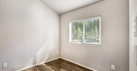2030 E Street, Unit 39, South Lake Tahoe, CA 96150 Photo