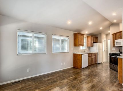2030 E Street, Unit 39, South Lake Tahoe, CA 96150 Photo