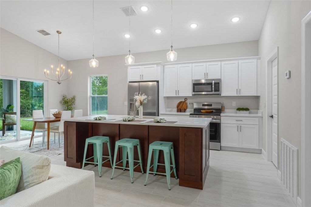 8226 104th Court, Vero Beach, FL 32967 Photo