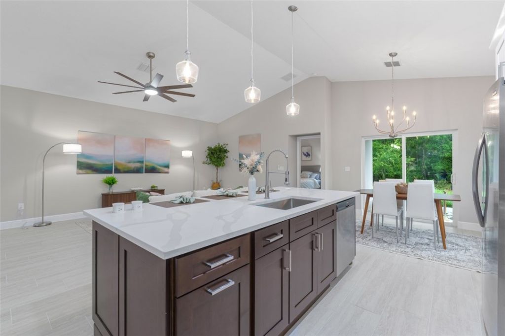 8226 104th Court, Vero Beach, FL 32967 Photo