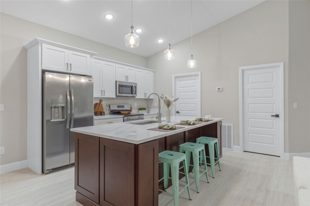 8226 104th Court, Vero Beach, FL 32967 Photo