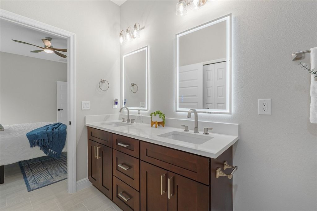 8226 104th Court, Vero Beach, FL 32967 Photo