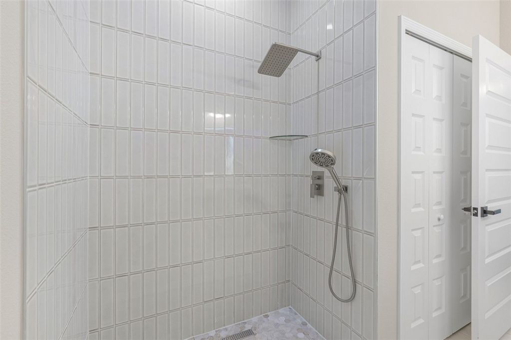 8226 104th Court, Vero Beach, FL 32967 Photo