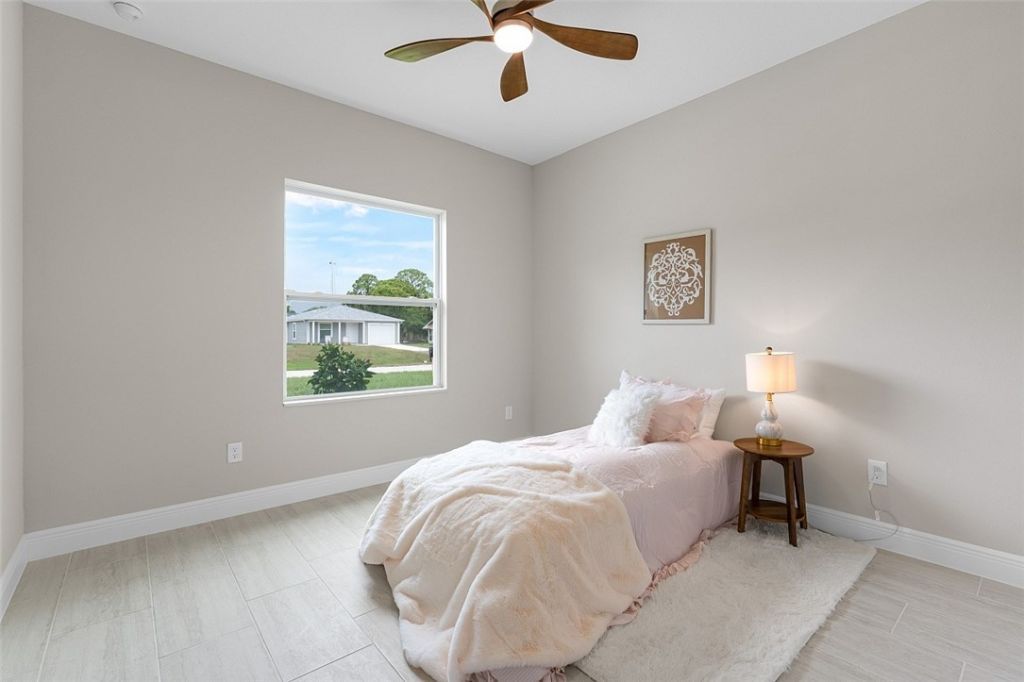 8226 104th Court, Vero Beach, FL 32967 Photo