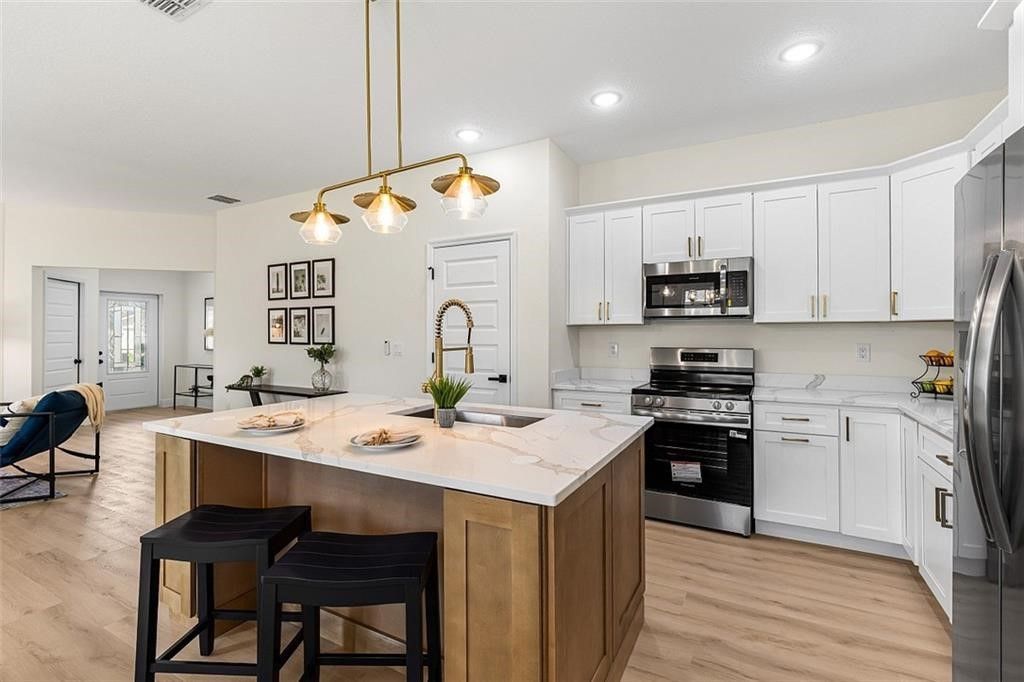8236 104th Court, Vero Beach, FL 32967 Photo