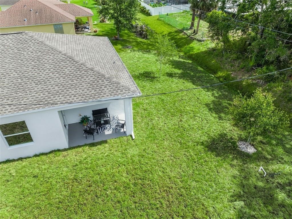 8236 104th Court, Vero Beach, FL 32967 Photo