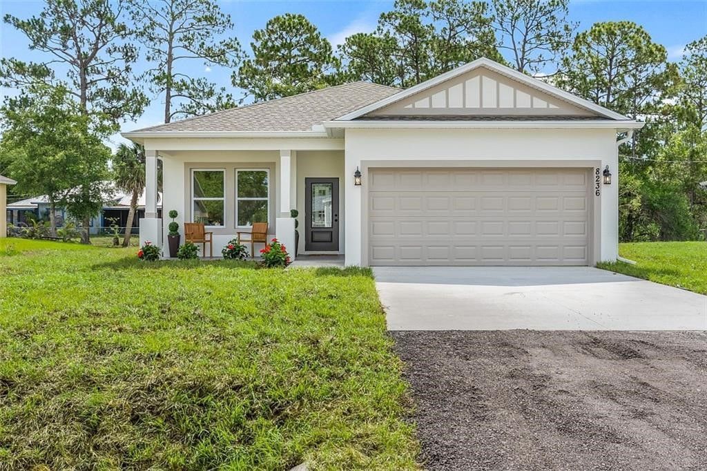 8236 104th Court, Vero Beach, FL 32967 Photo