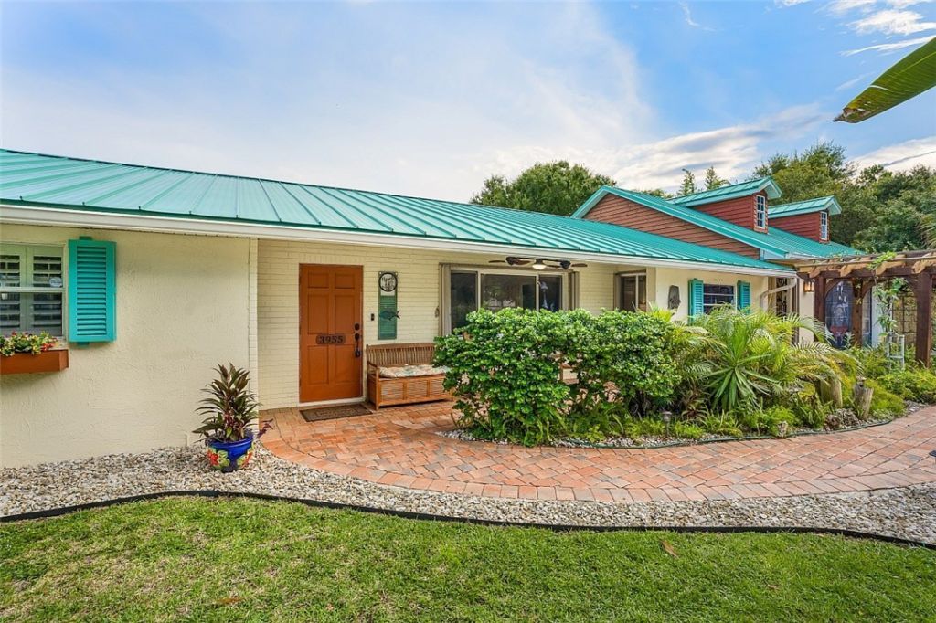 3955 Fooshe Avenue , Micco, FL 32976 Photo