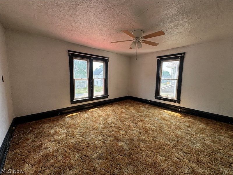 438 N Wooster Avenue , Strasburg, OH 44680 Photo 23