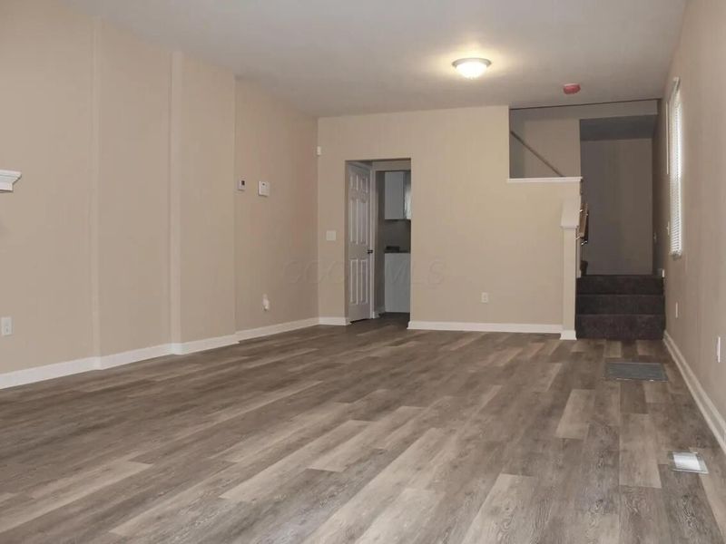 1591 Cleveland Avenue , Unit 1589, Columbus, OH 43211 Photo 4