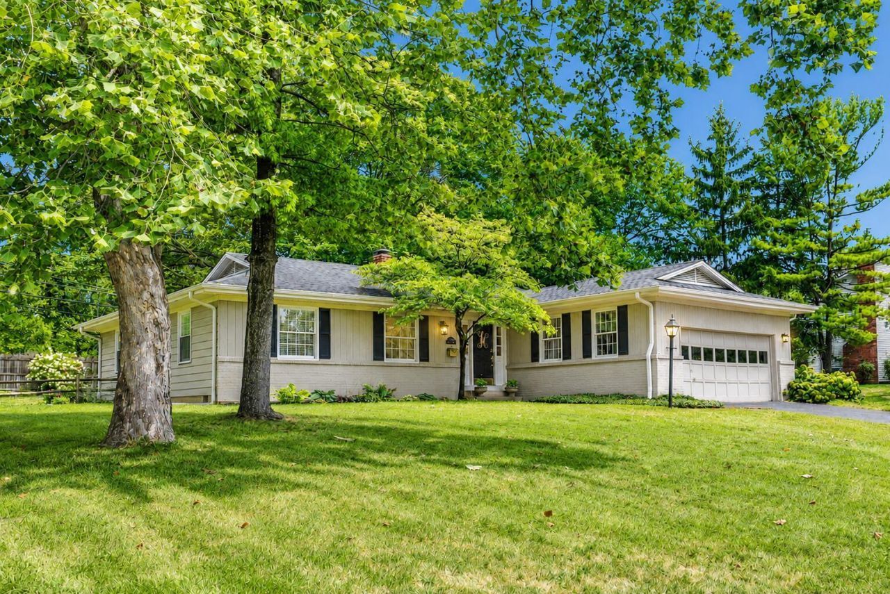 4375 Castleton Road , Upper Arlington, OH 43220 Main Photo