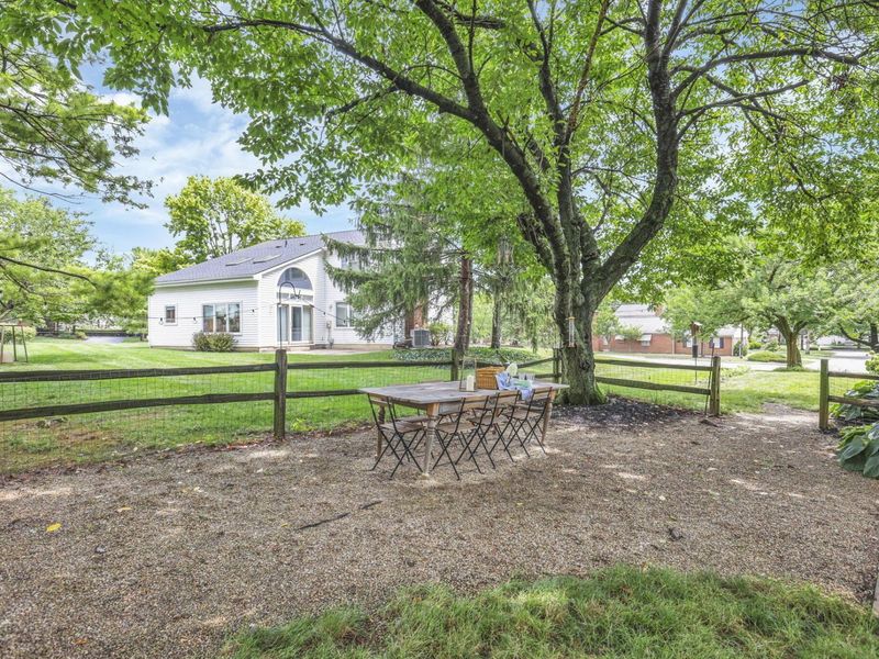 4375 Castleton Road , Upper Arlington, OH 43220 Photo 81