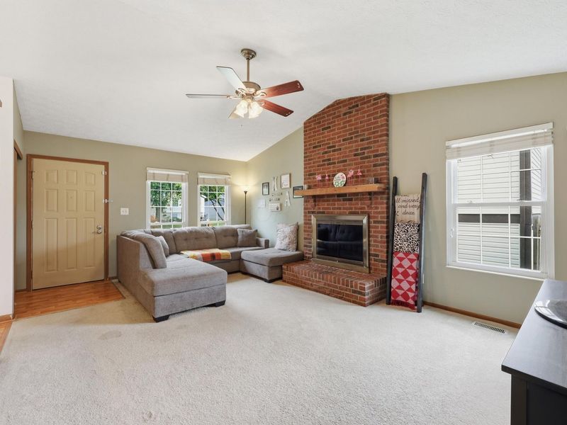 2469 Sawbury Boulevard , Columbus, OH 43235 Photo 9