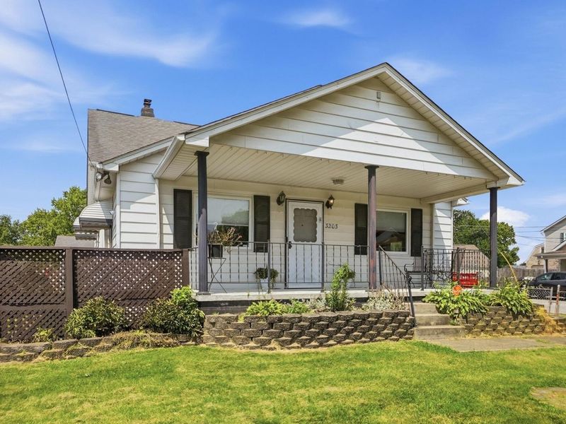 3203 Lockbourne Road , Columbus, OH 43207 Photo 2