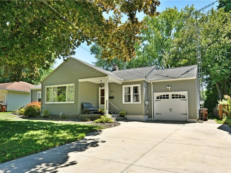253 Maple Street , Newton Falls, OH 44444 Photo 1