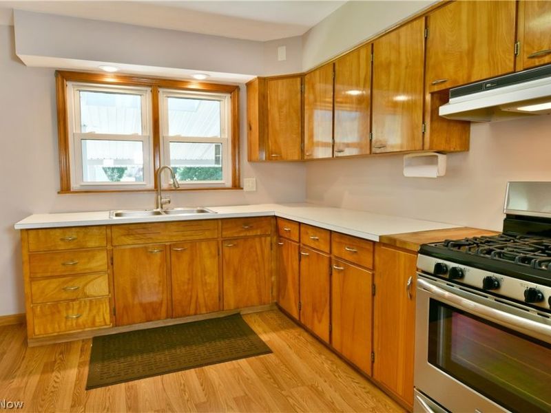 253 Maple Street , Newton Falls, OH 44444 Photo 10