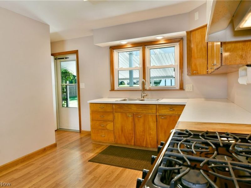 253 Maple Street , Newton Falls, OH 44444 Photo 11