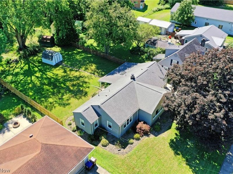 253 Maple Street , Newton Falls, OH 44444 Photo 3