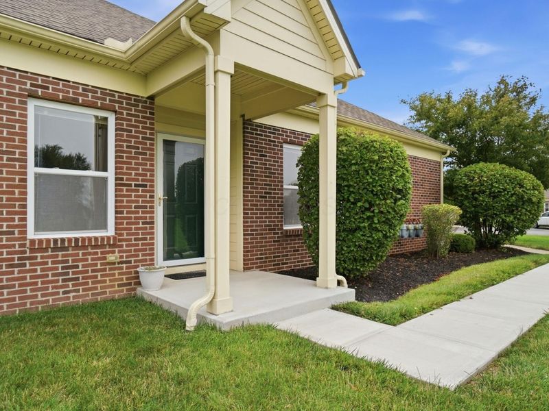 5743 Snedegar Drive , Unit 901, New Albany, OH 43054 Photo 3