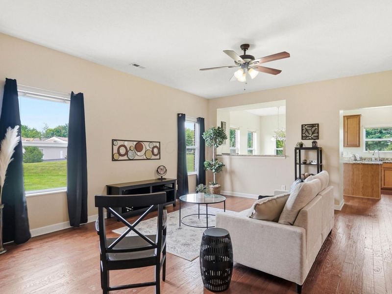 5743 Snedegar Drive , Unit 901, New Albany, OH 43054 Photo 6