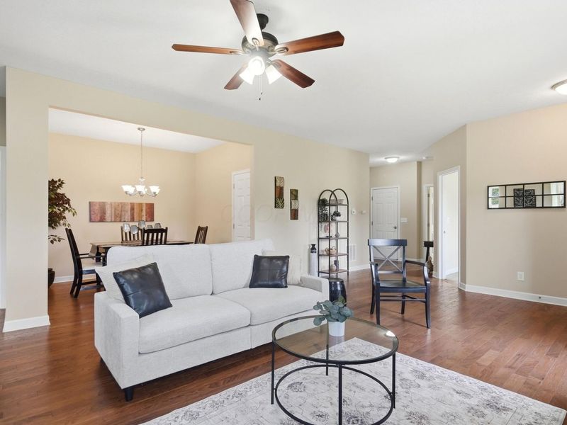 5743 Snedegar Drive , Unit 901, New Albany, OH 43054 Photo 9