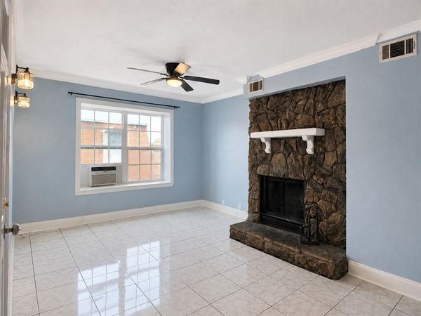 6220 RIVERSIDE Drive , Unit 689, Metairie, LA 70003