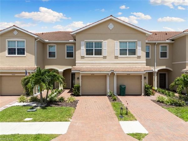2878 Blossom WAY , NAPLES, FL 34120