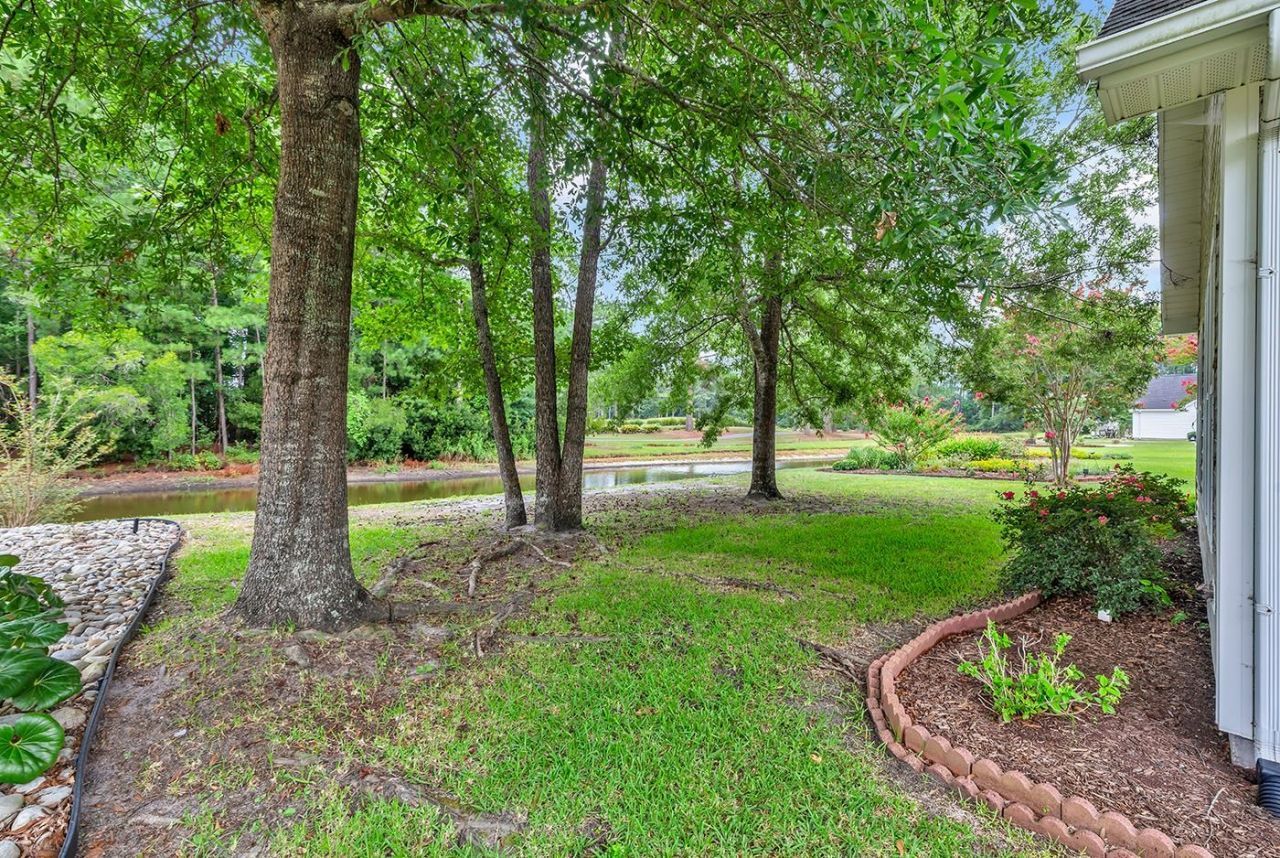 758 Helms Way Photo 14