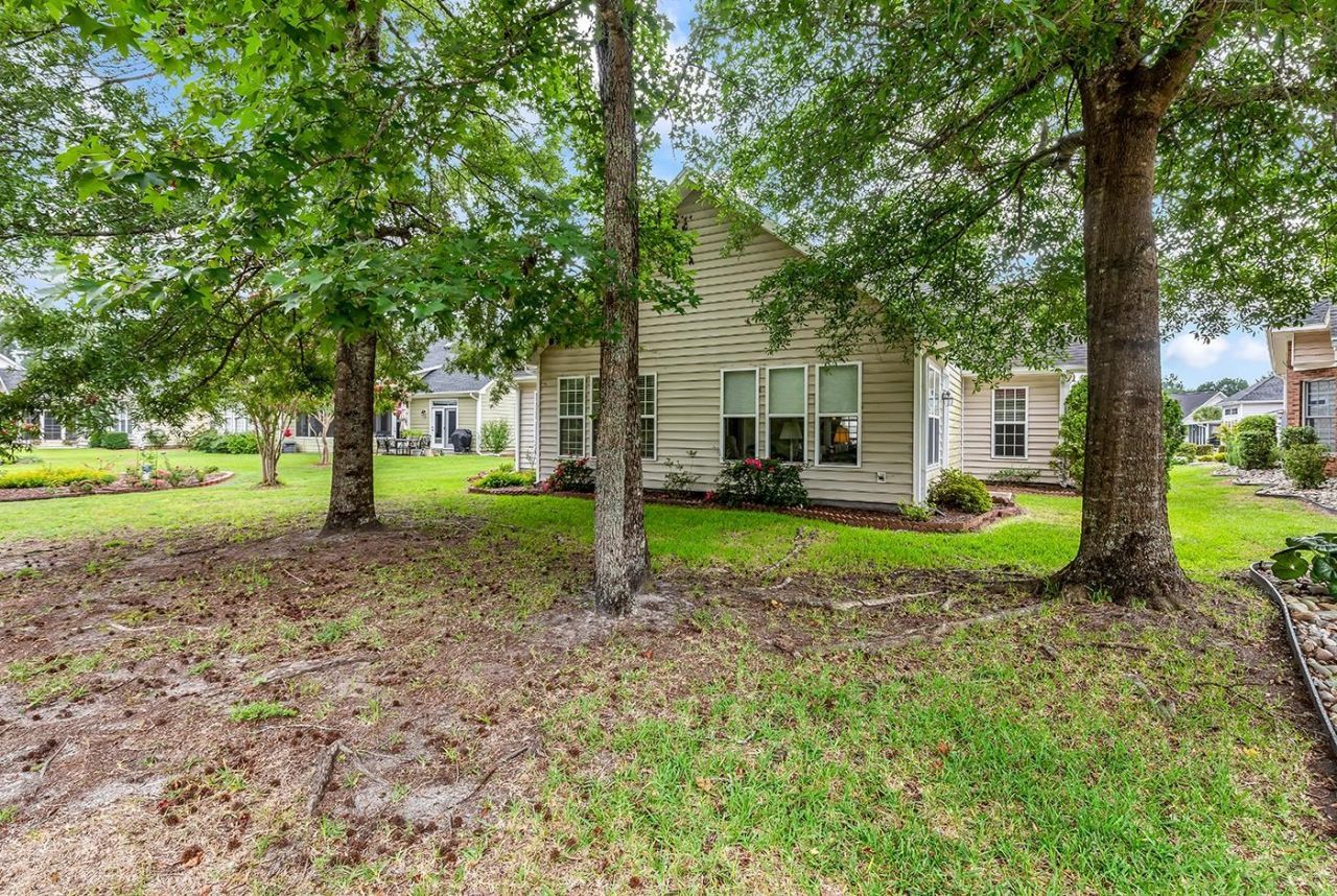 758 Helms Way Photo 15