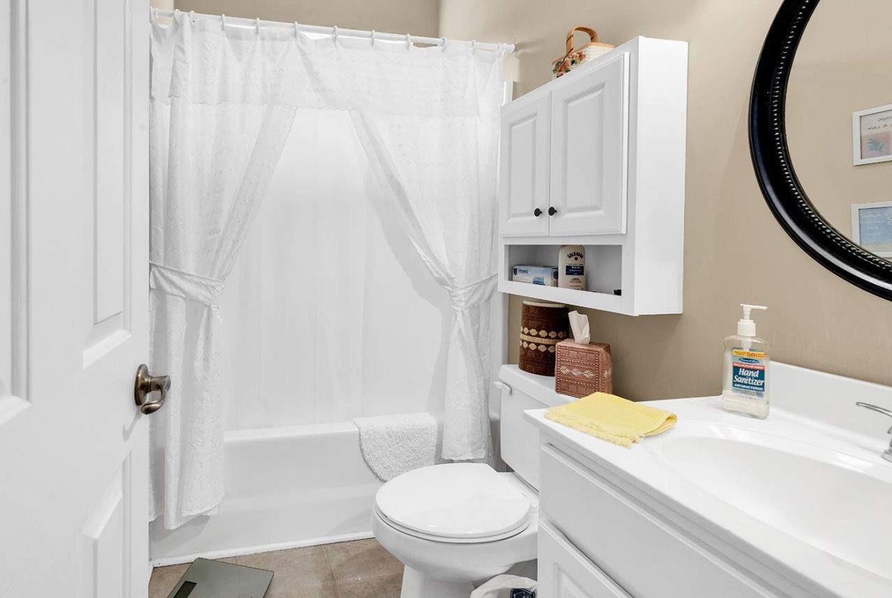 758 Helms Way Photo 29