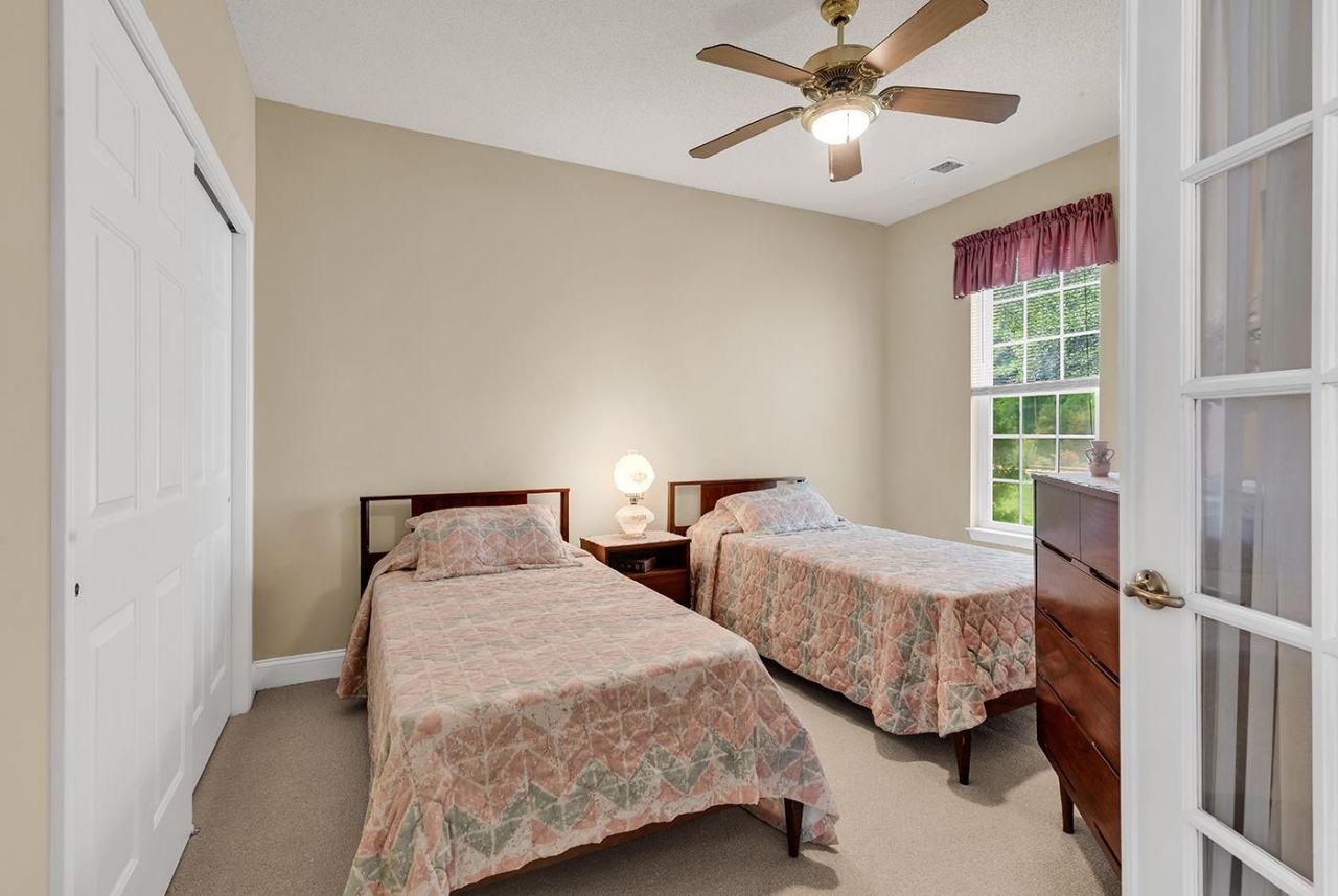 758 Helms Way Photo 30