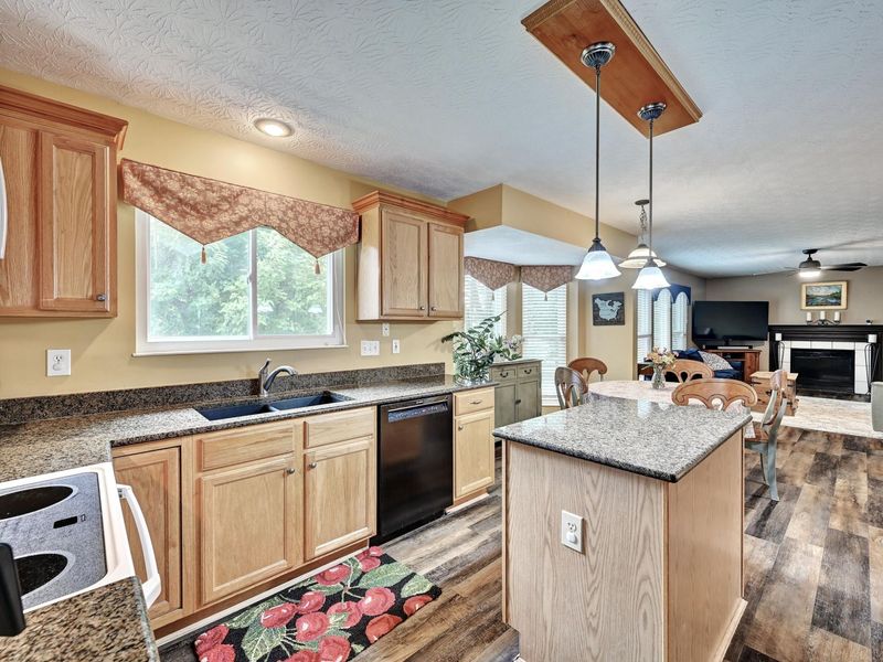 48 Harness Lane, Florence, KY 41042 Photo 11