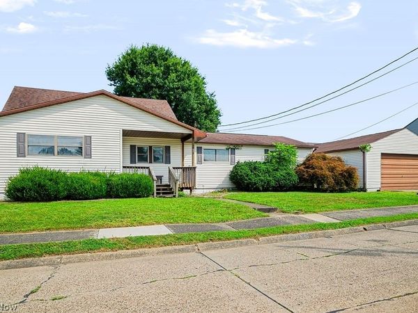 3904 3rd Avenue, Vienna, WV 26105